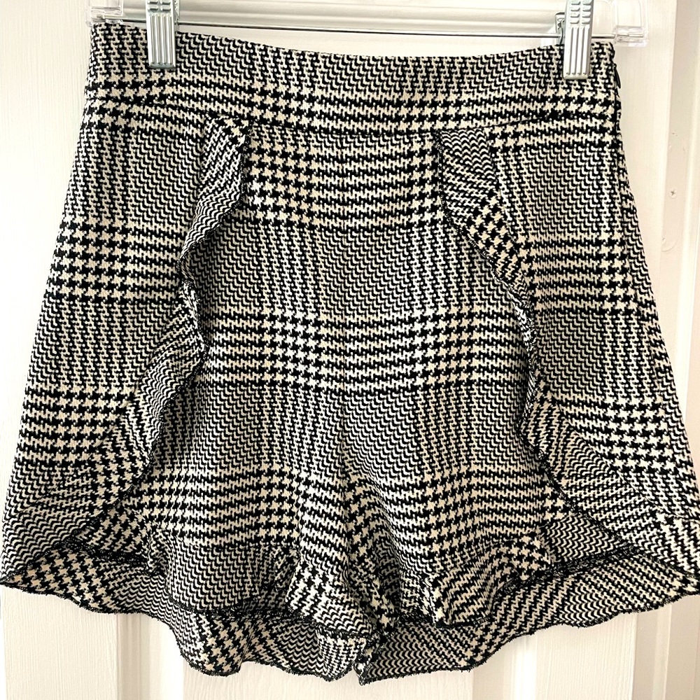 Gorgeous sexy shorts